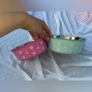 New with tags pet bowls pink and blue